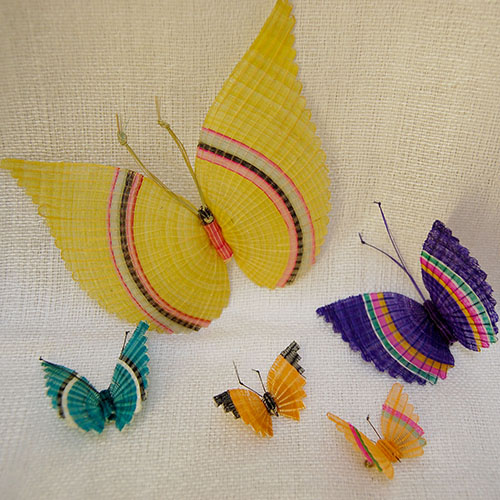 crin prendedor mariposas dif tamaños 2.JPG